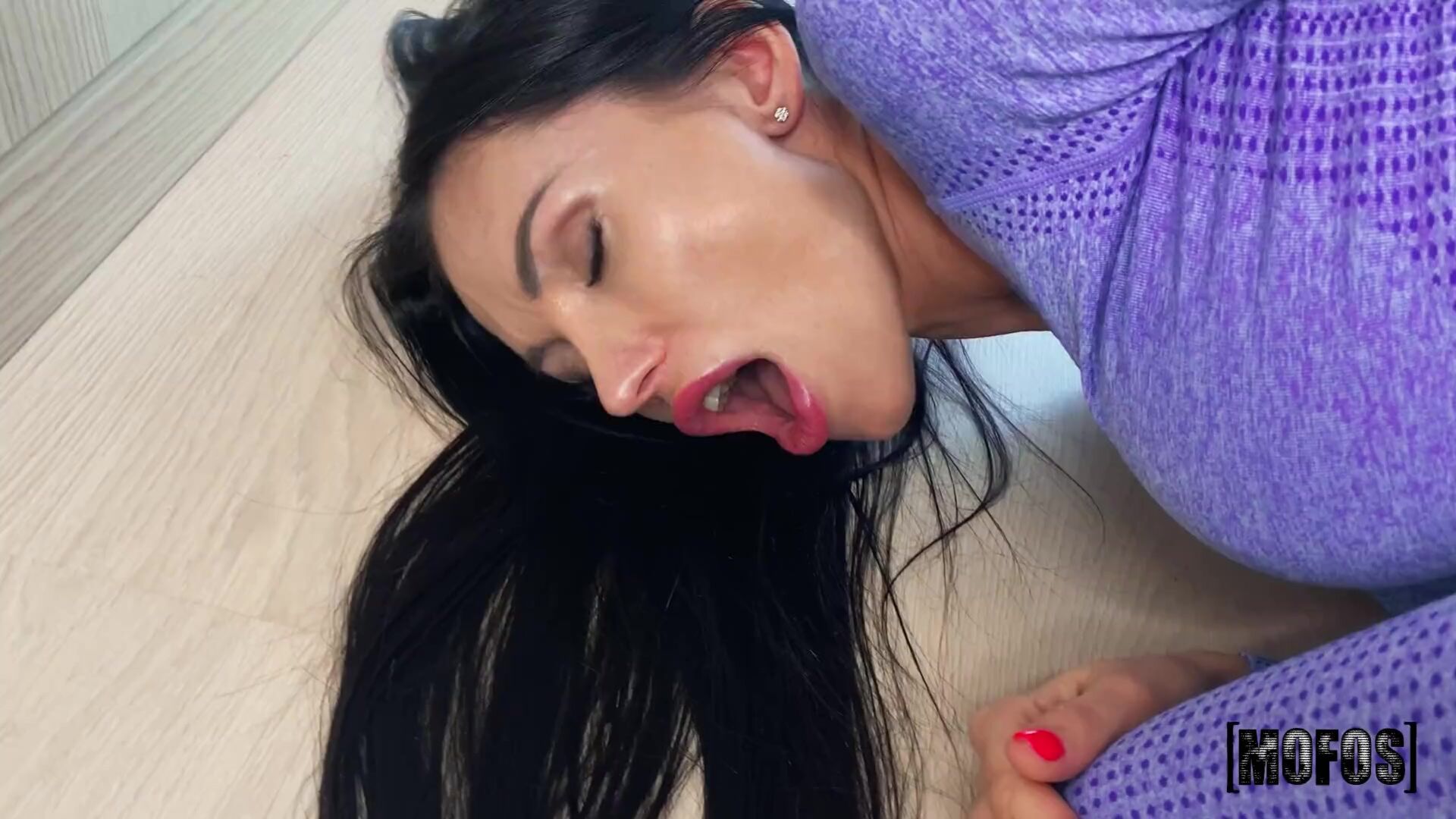 Sexy Jogger Loves Anal