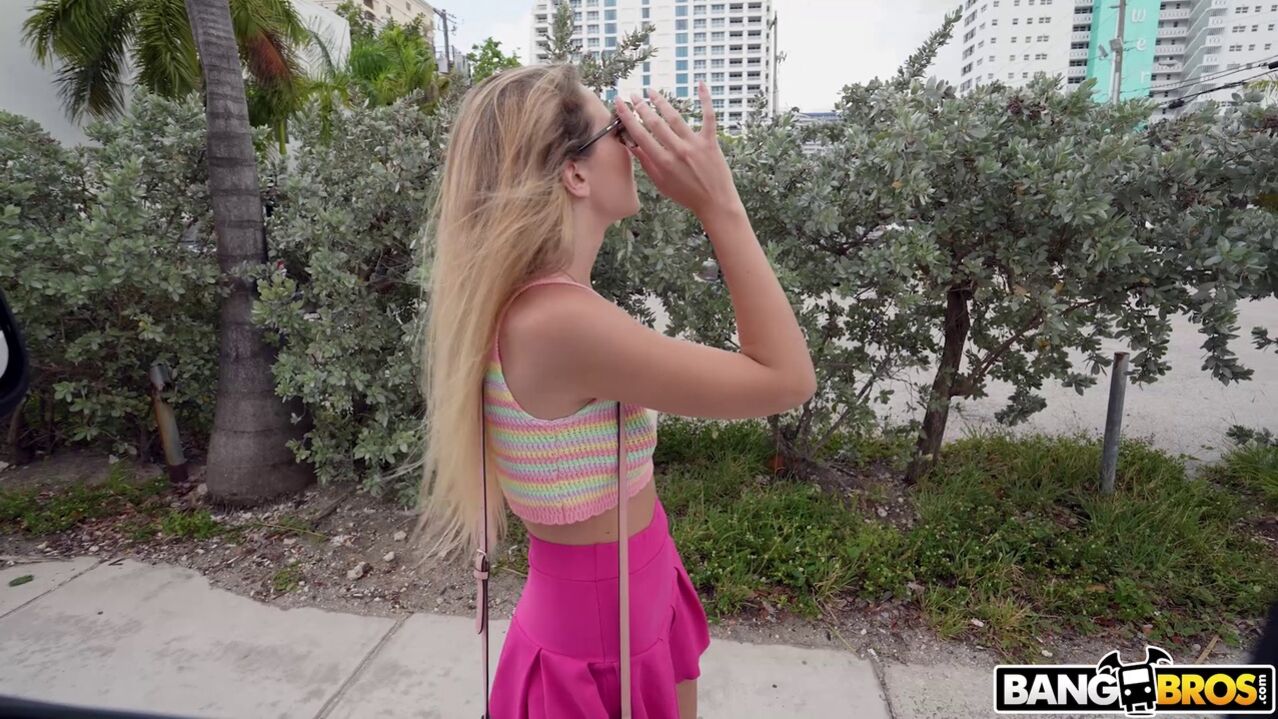 Introverted Pussy