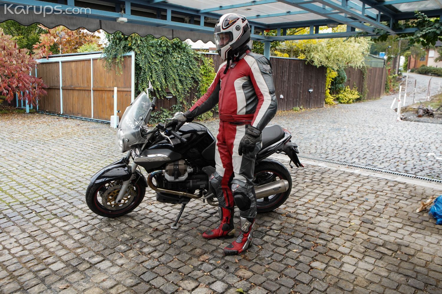 BLOWING A BIKER