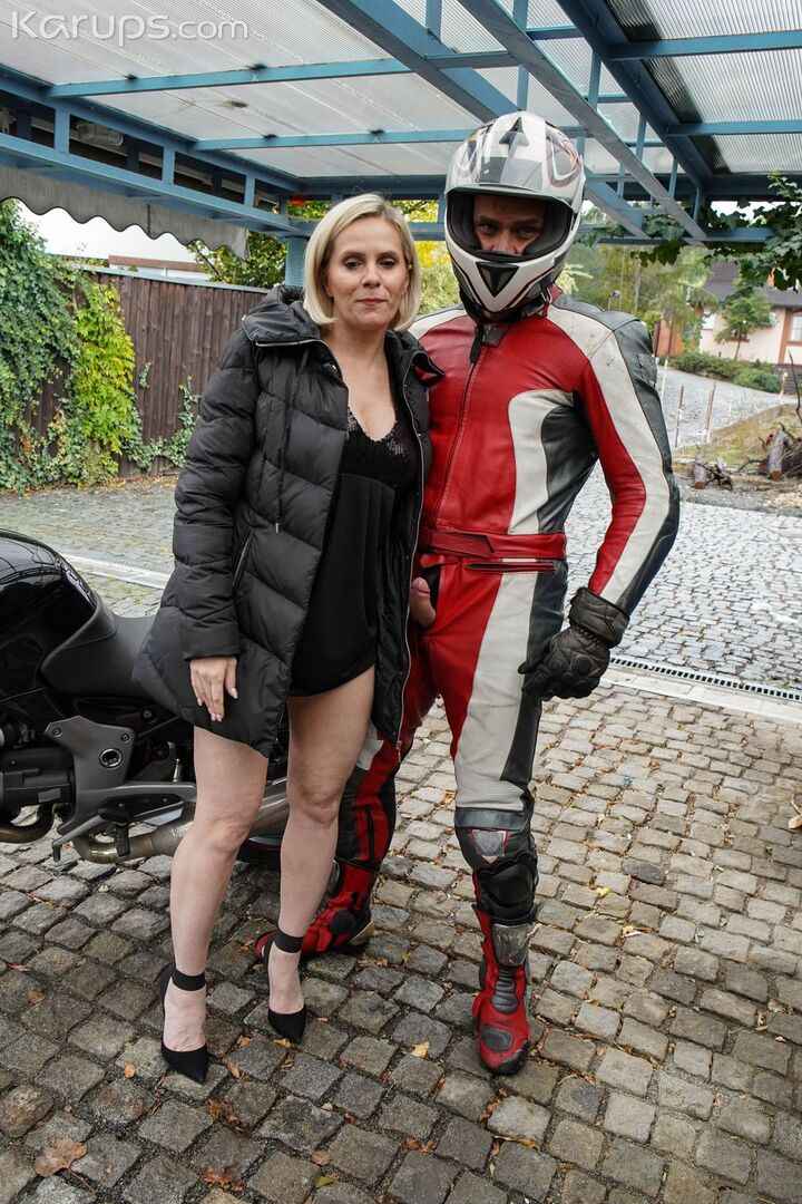 BLOWING A BIKER