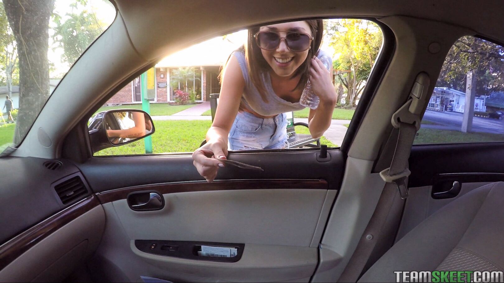 Bus Stop Babe Gets Laid and Paid