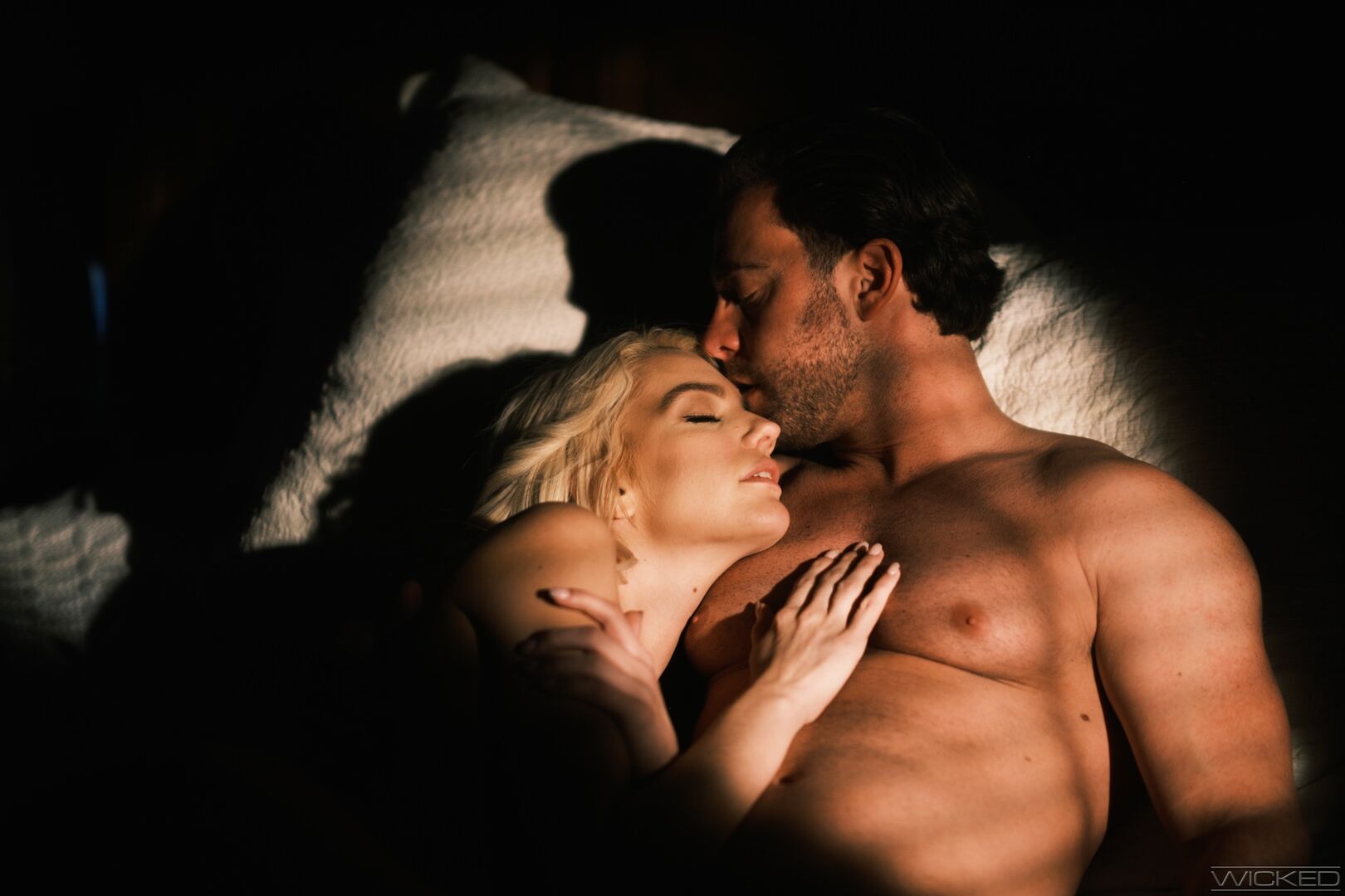 Dark Is The Night - Scene 4