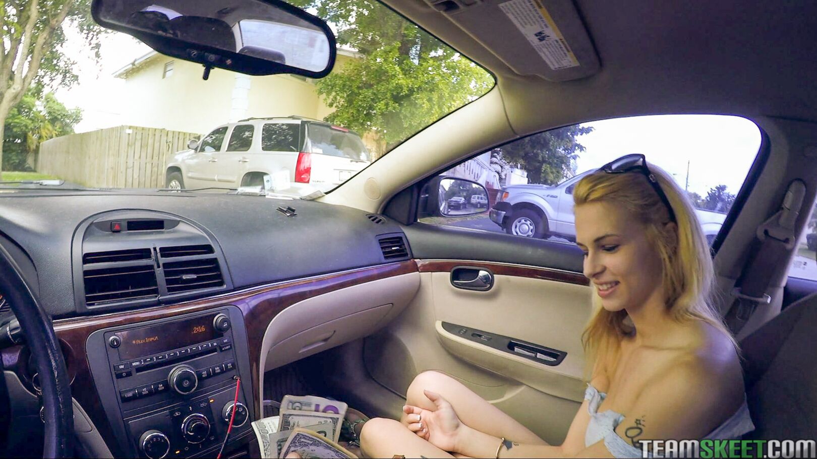Public Sex For Cash