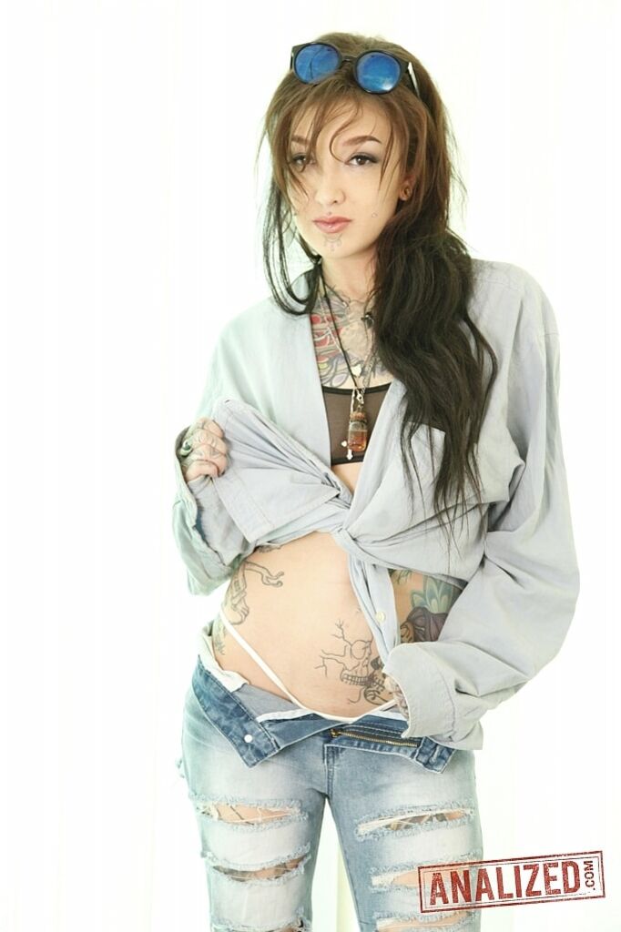 Kelsi Lynn Tattooed Anal Fuck Doll