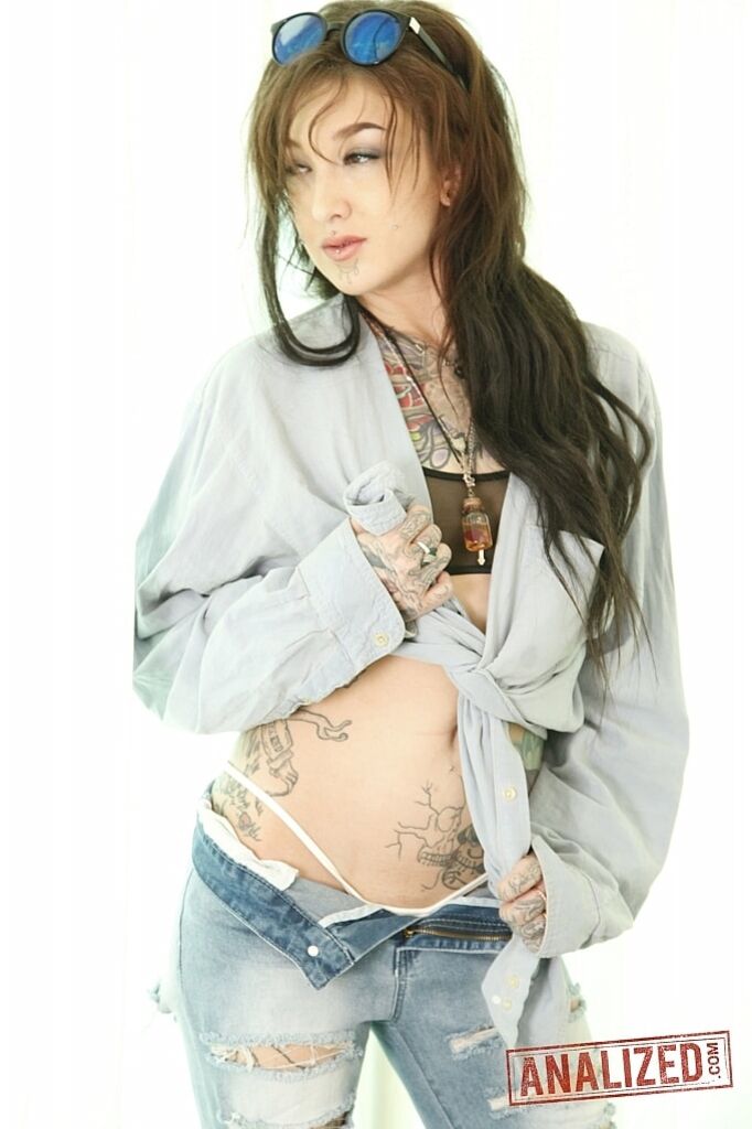 Kelsi Lynn Tattooed Anal Fuck Doll