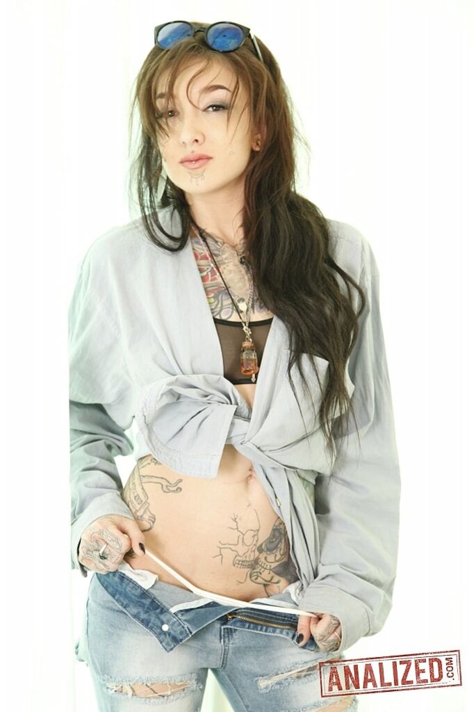 Kelsi Lynn Tattooed Anal Fuck Doll