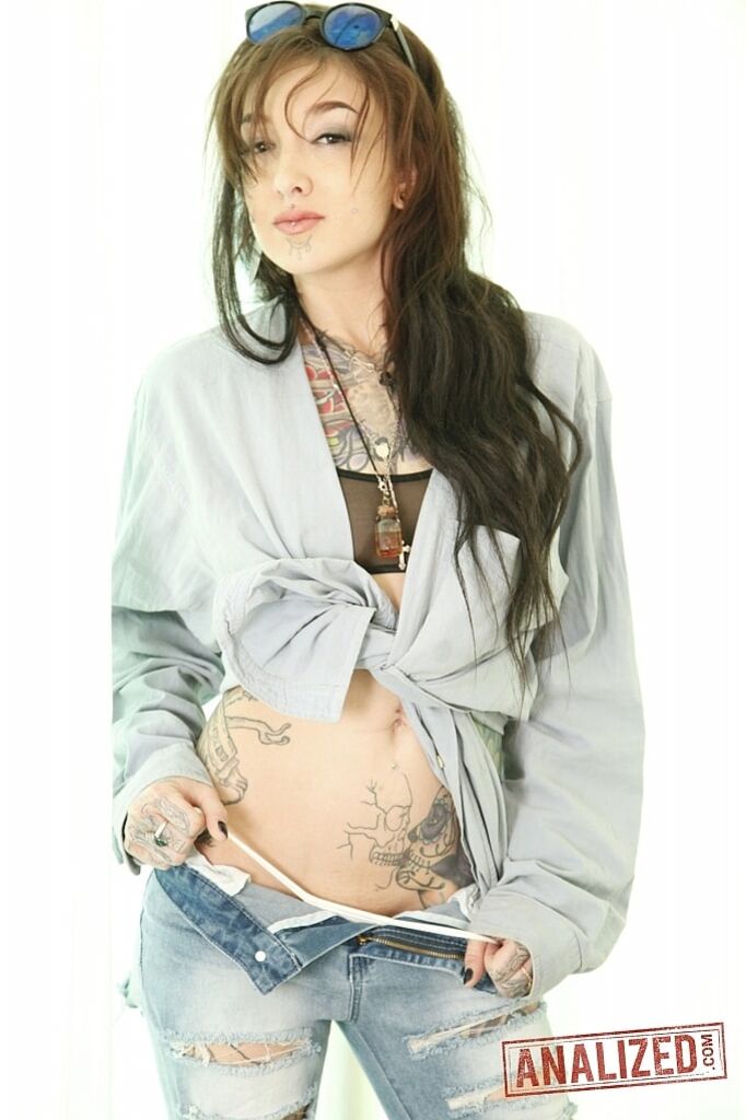 Kelsi Lynn Tattooed Anal Fuck Doll