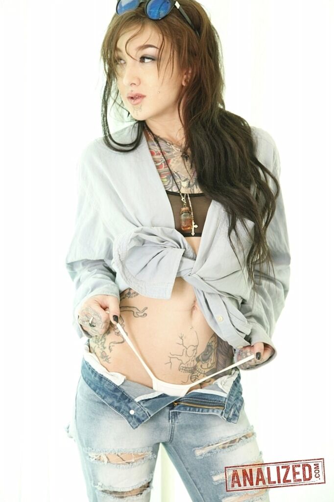 Kelsi Lynn Tattooed Anal Fuck Doll