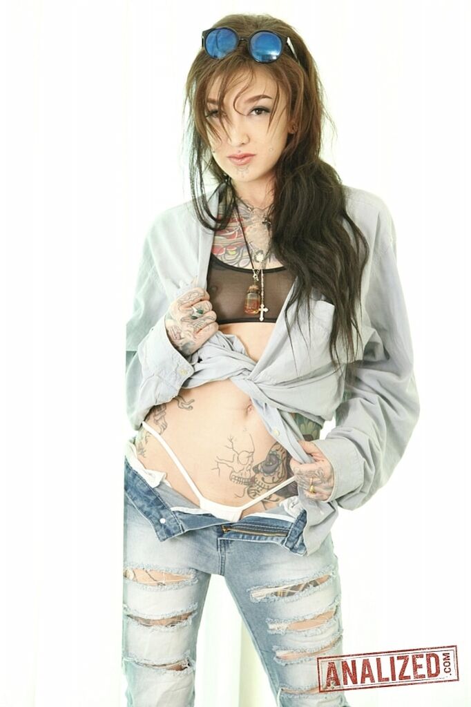 Kelsi Lynn Tattooed Anal Fuck Doll