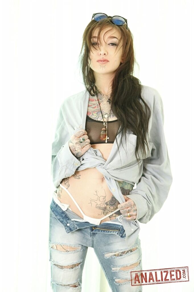 Kelsi Lynn Tattooed Anal Fuck Doll