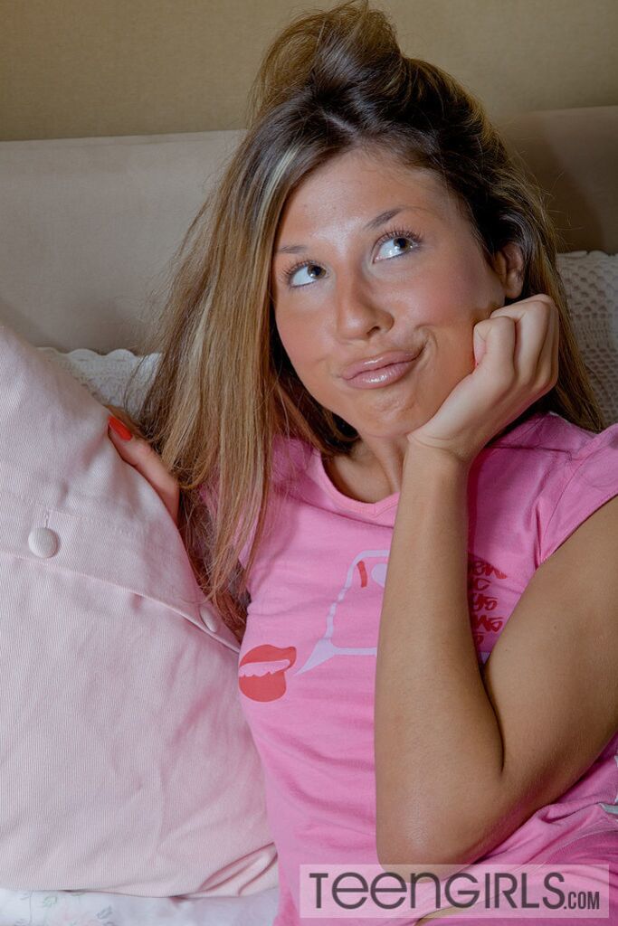 Seductive Teen in Pajamas Plays with Pink Dildo HD