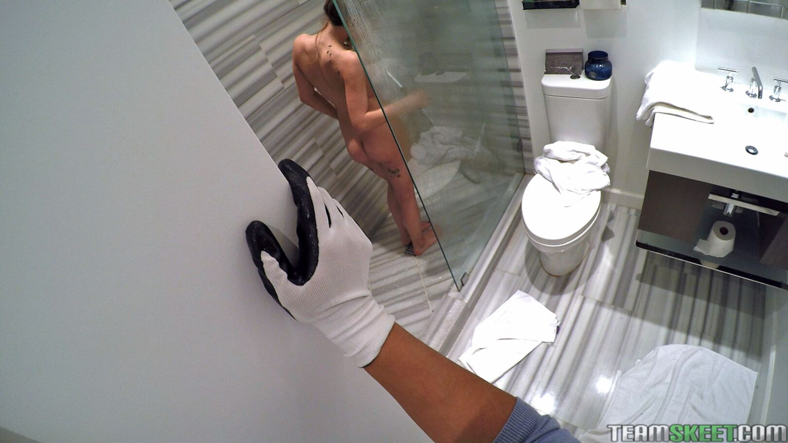 Gold Digging Teen Gets Fucked
