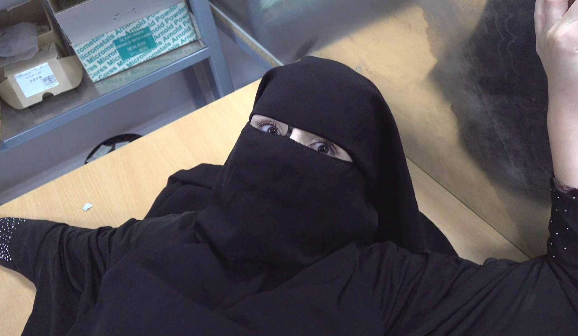 Muslim darling gets rod in her cunt 1508