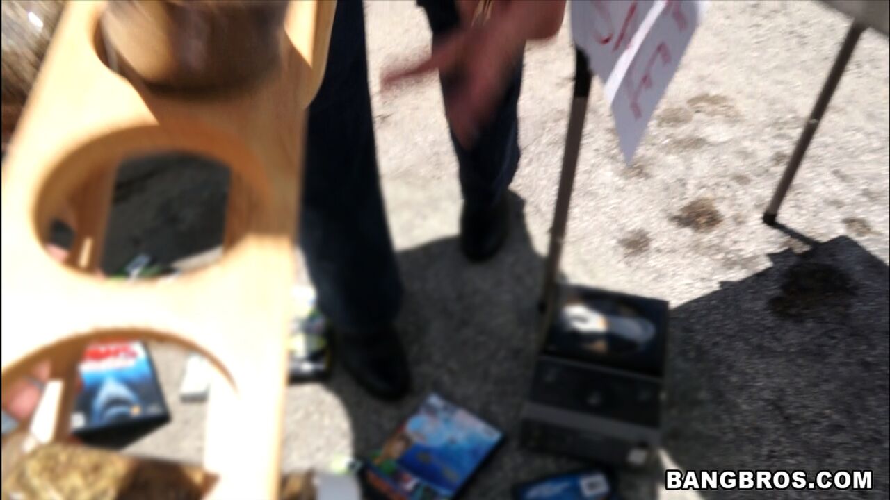 Pretty amateur fucked after a crash
