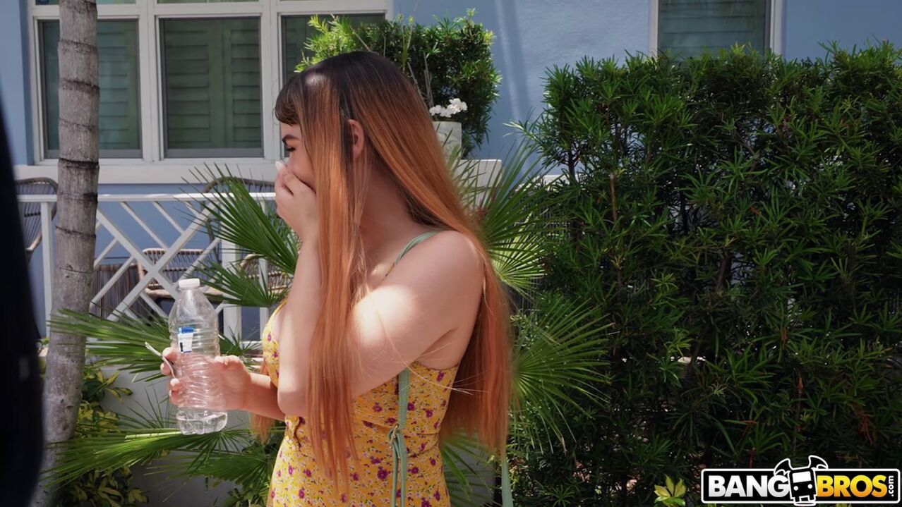 Bonnie’s Cleavage