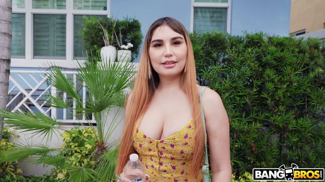 Bonnie’s Cleavage