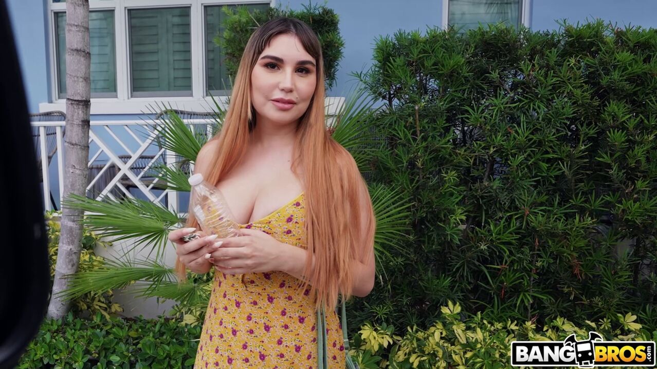 Bonnie’s Cleavage