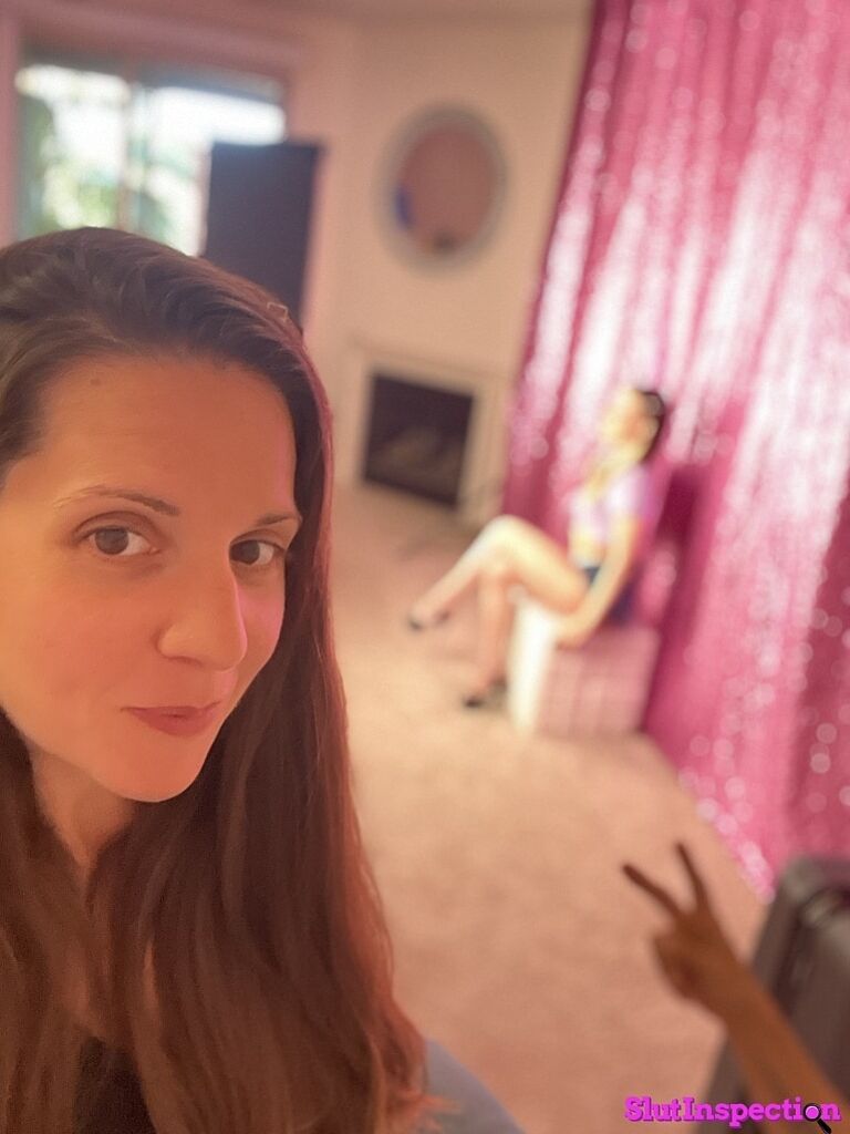 Anna Claire Clouds: Behind the Scenes with Tattooed Blonde Slut