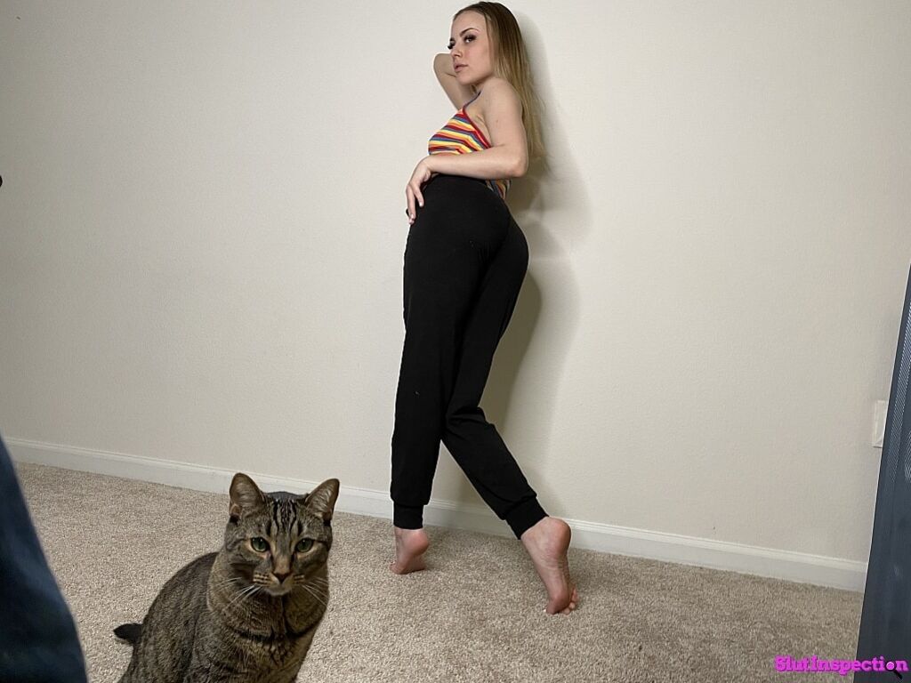 Anna Claire Clouds: Behind the Scenes with Tattooed Blonde Slut