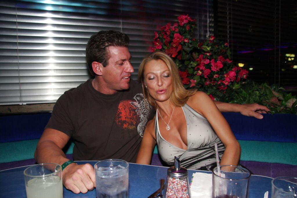 Brenda James Gets Her Pussy Filled By Lee Stone
