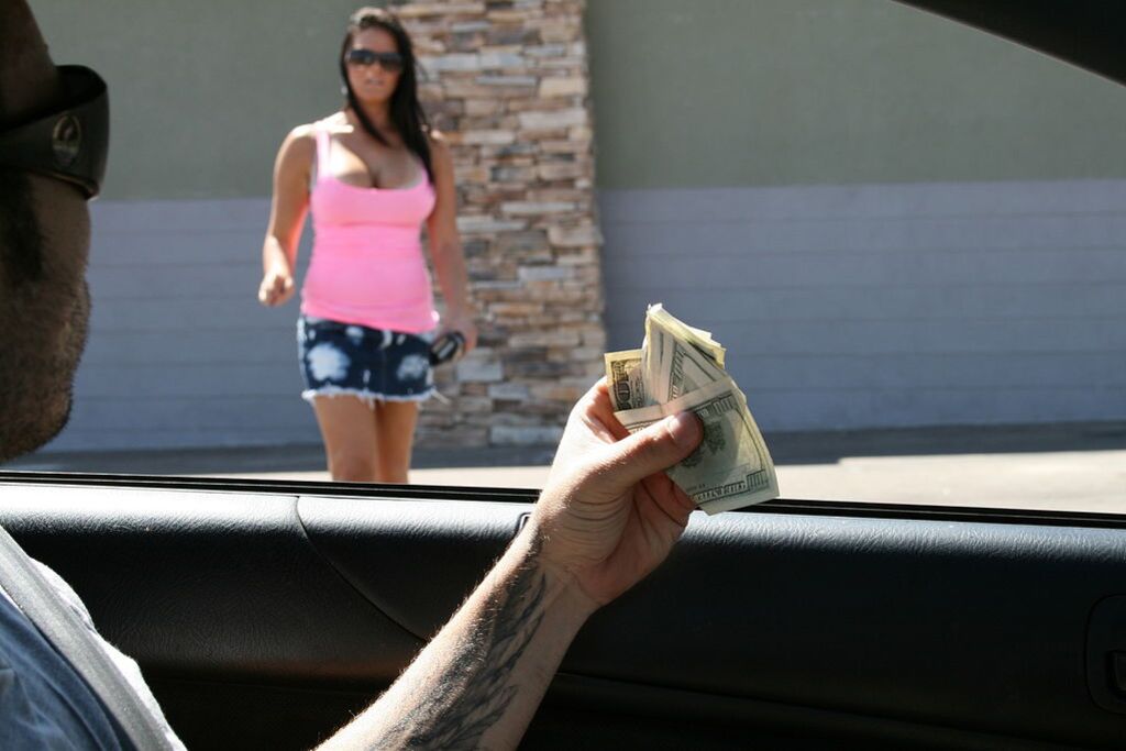 Tim Was Driving And Mackenzee Pierce Got Horny