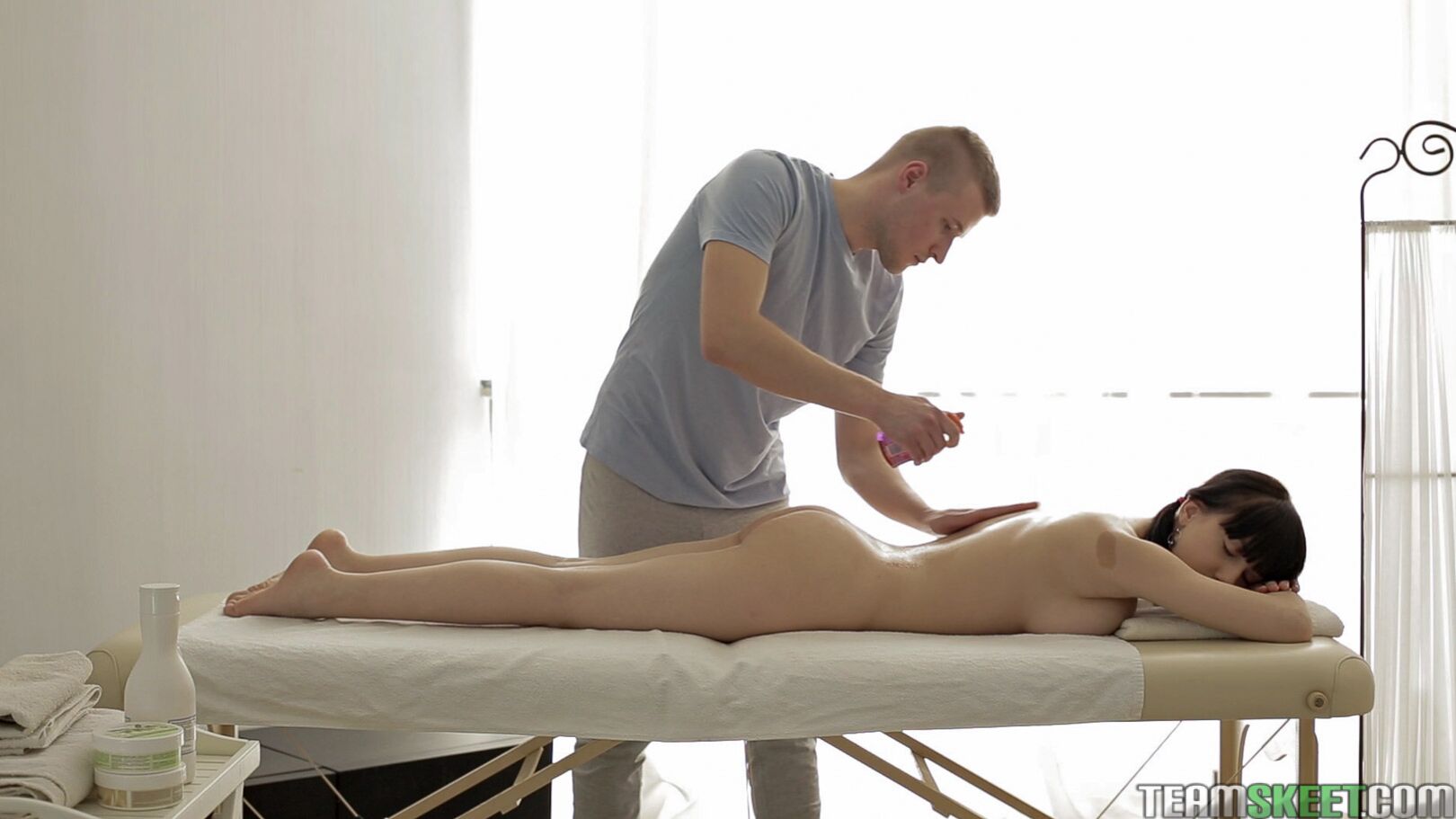 Cock With My Massage Please