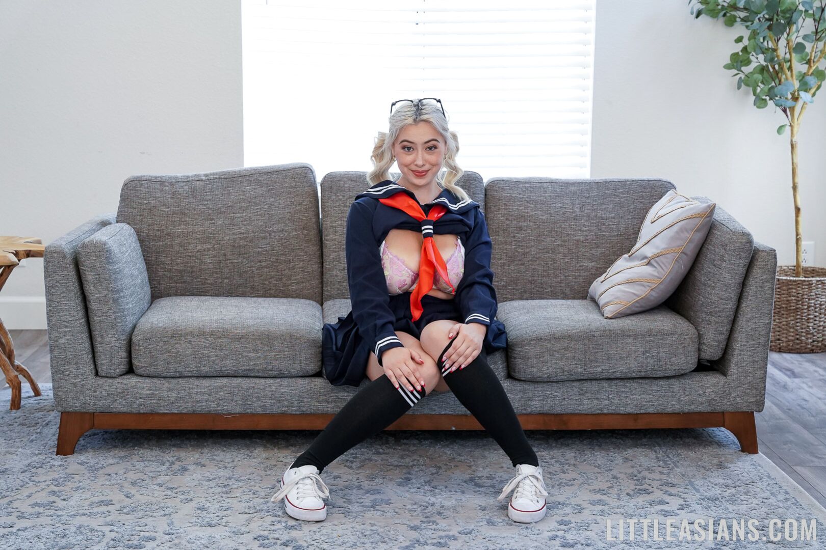 Nerdy Chloe Comes Alive
