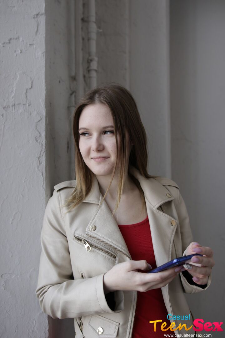 FUCKING TEENY AT THE INTERVIEW