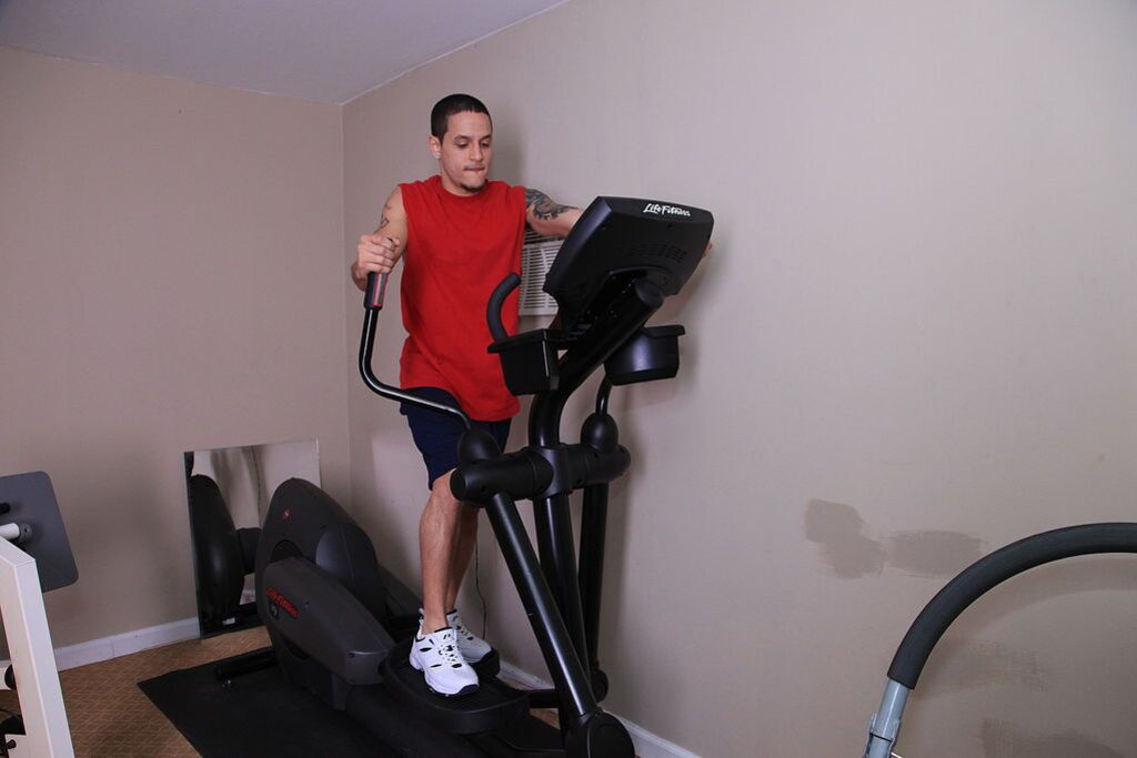 Commando Gets Picked Up At The Gym By Jade Jamison HD