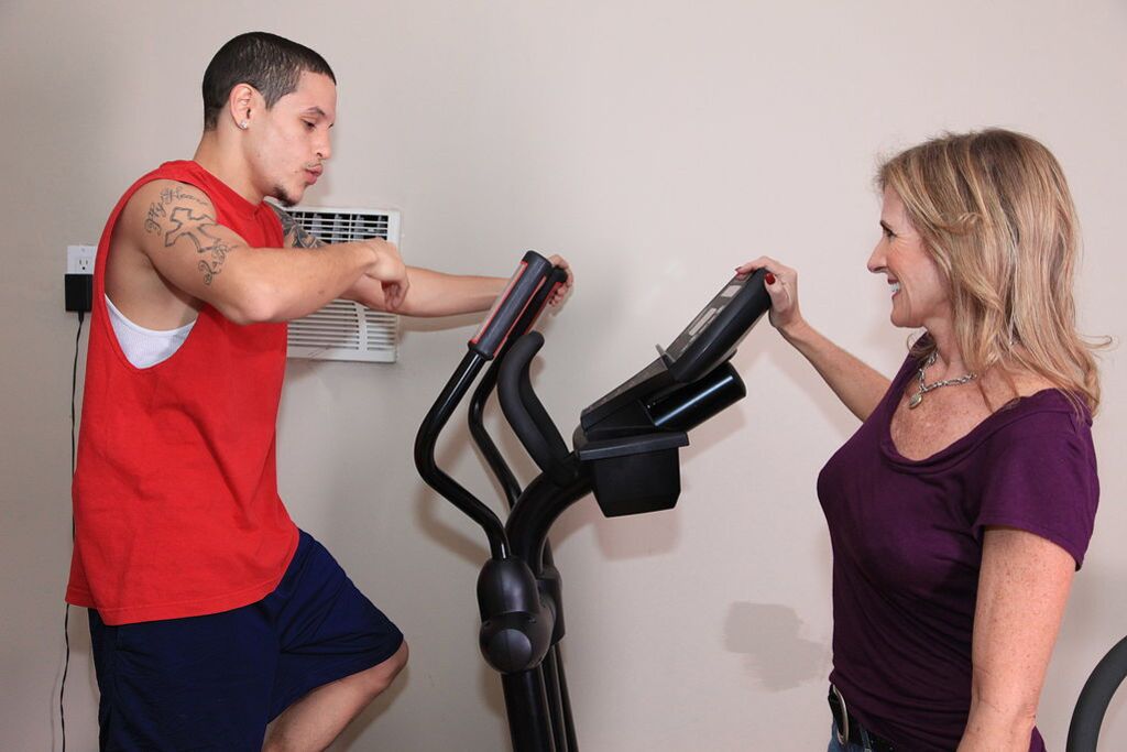 Commando Gets Picked Up At The Gym By Jade Jamison HD