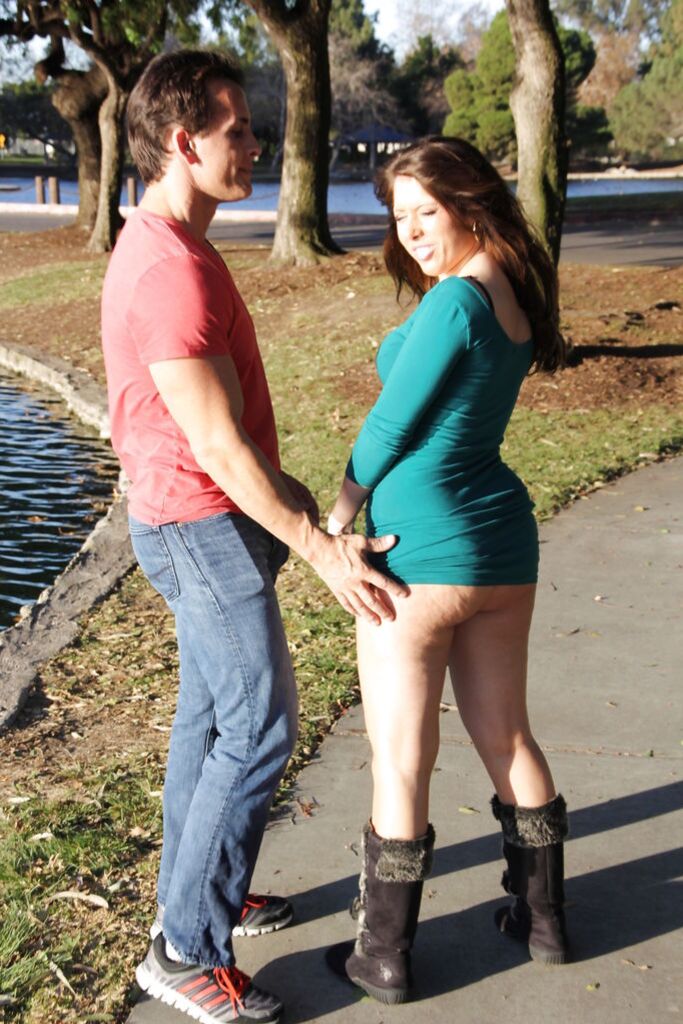 Slut With Fat Oiled Ass Gets The Business