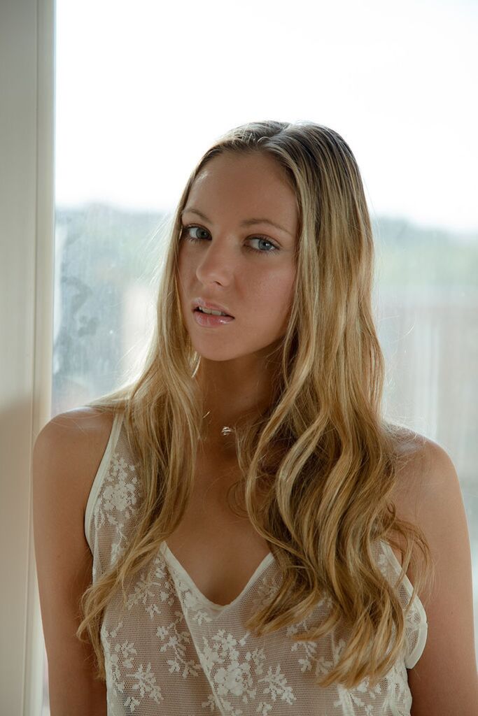 Teen Hottie Abby in Lacy Panties is a Sight to Behold