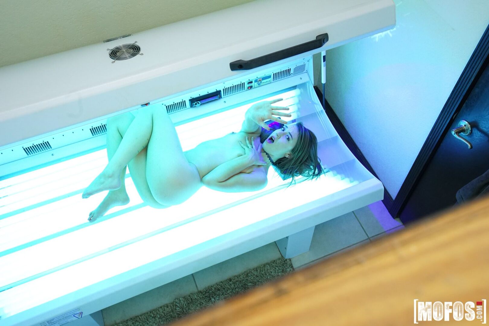 Deepthroat Surprise for Spying Perv