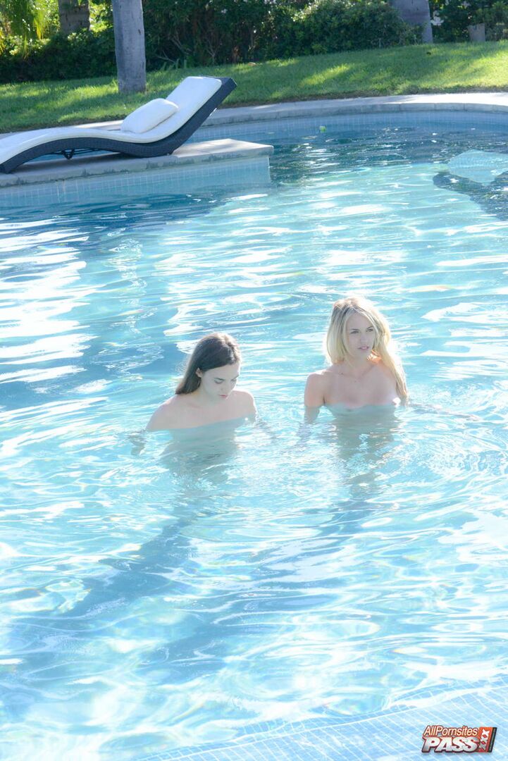 Blake and Tali poolside fun