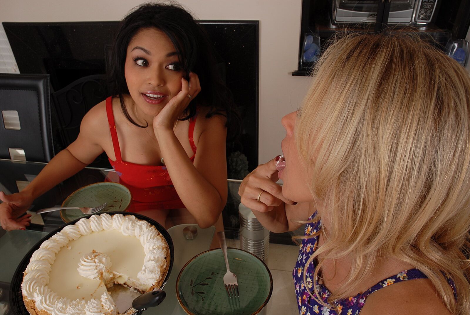 Lucky Jarod Diamond Gets To Fuck Three Hot Sluts