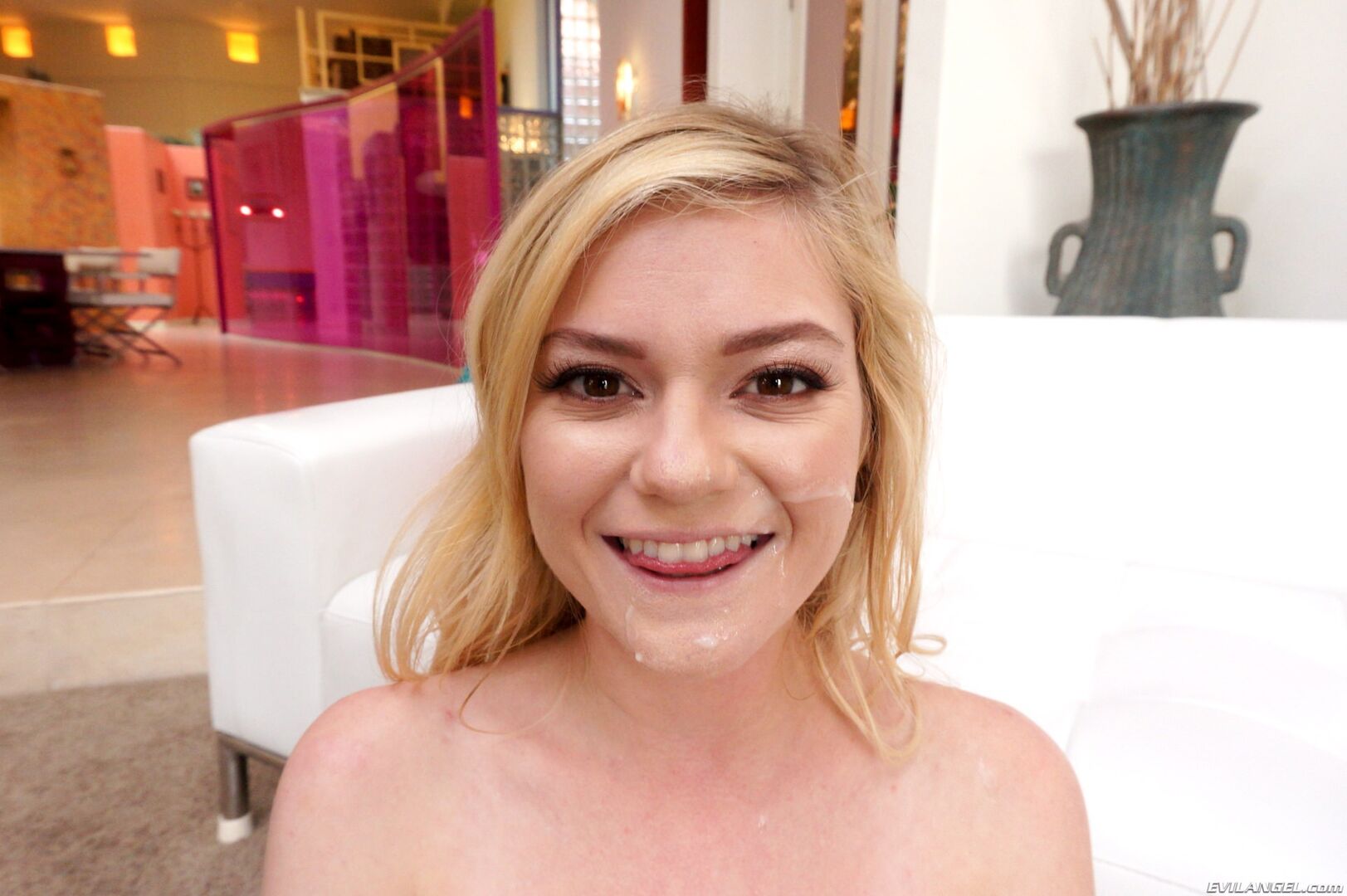 Blonde Chloe Loves A Big Cock Buttfuck