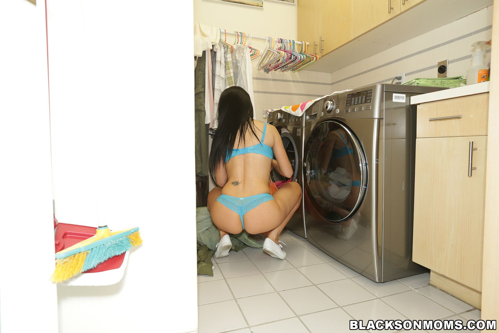 The Perfect MILF Jasmin Jae
