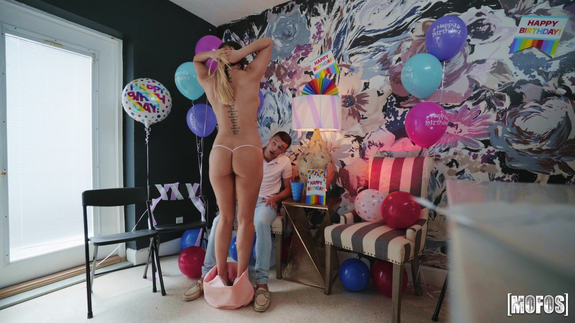 Lonely Party Girl