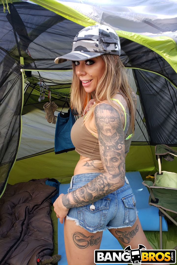 Karma’s First Camping Fuck Trip, Day 1