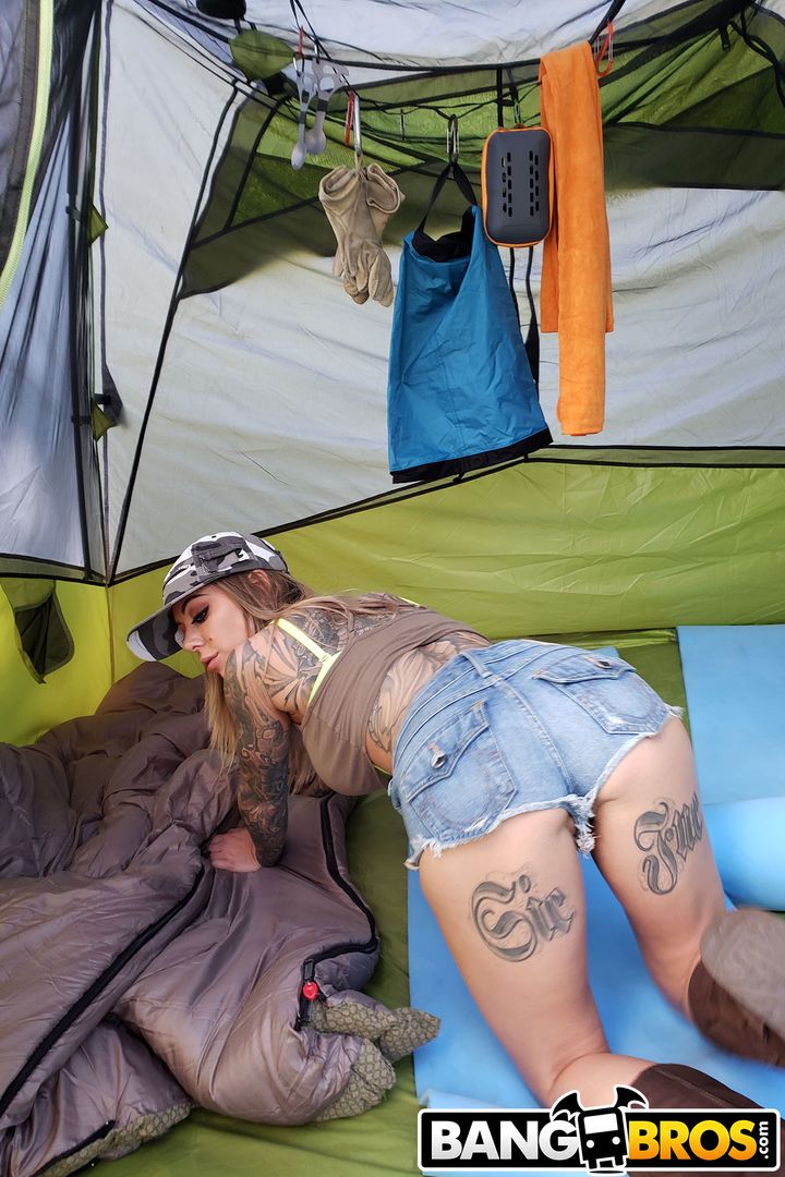 Karma’s First Camping Fuck Trip, Day 1