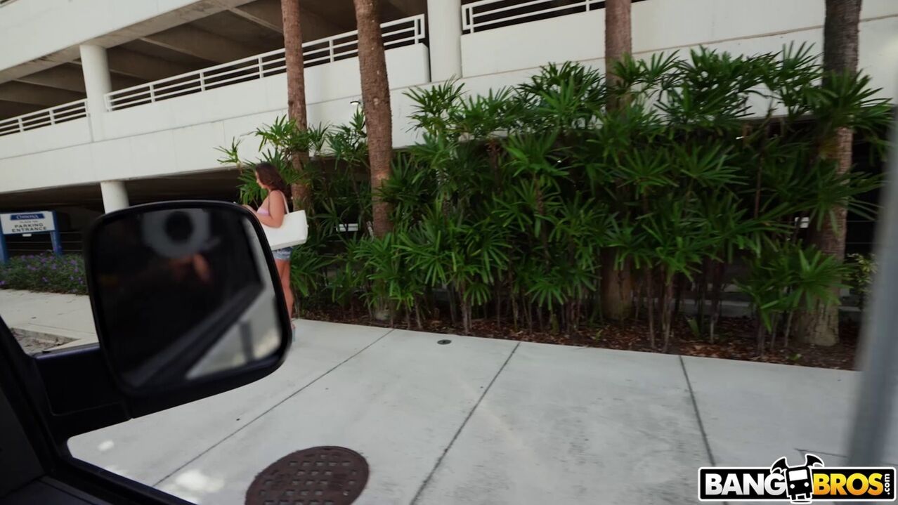 Mandy Fucks to Buy a House