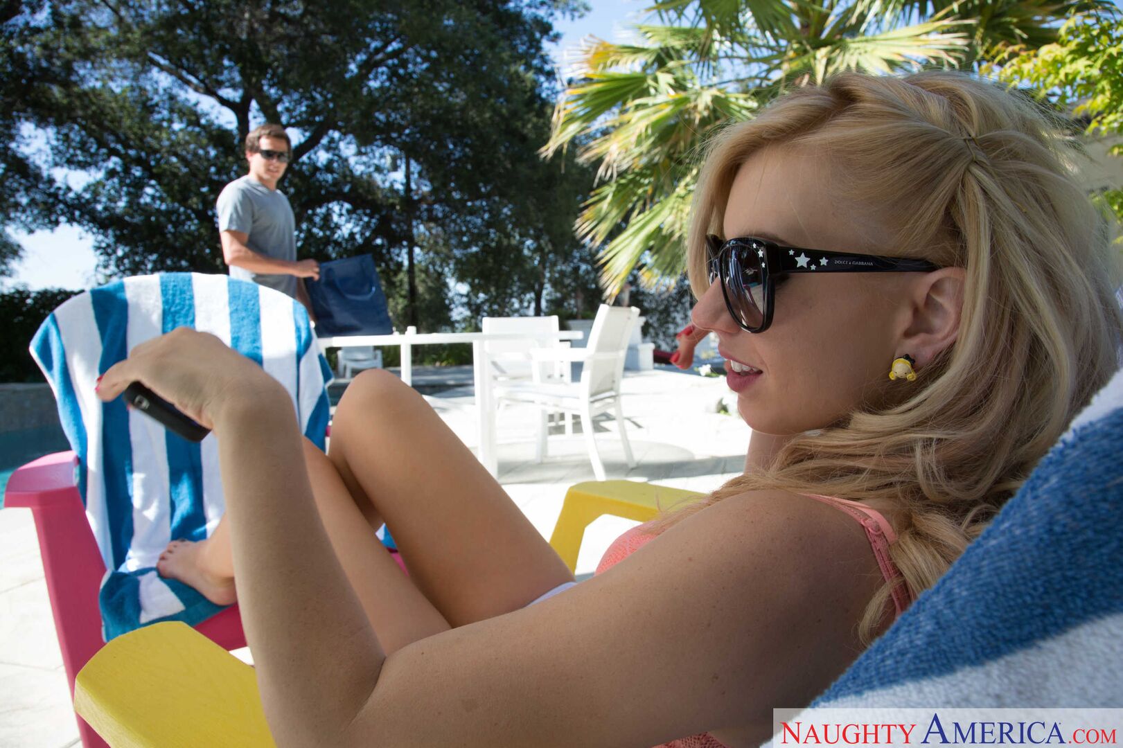 Lexi Belle fucking in the bedroom with her natural tits