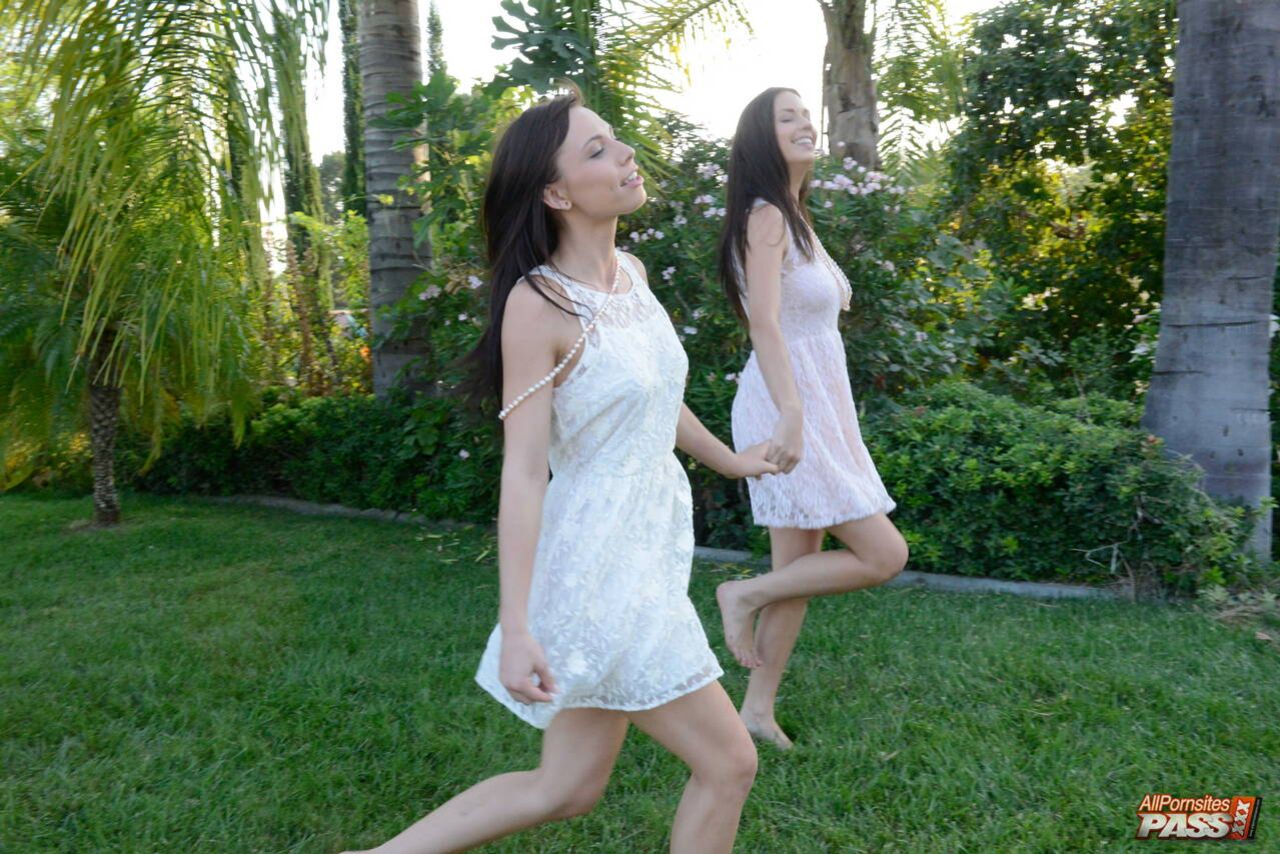 Hot lesbian sex in the garden