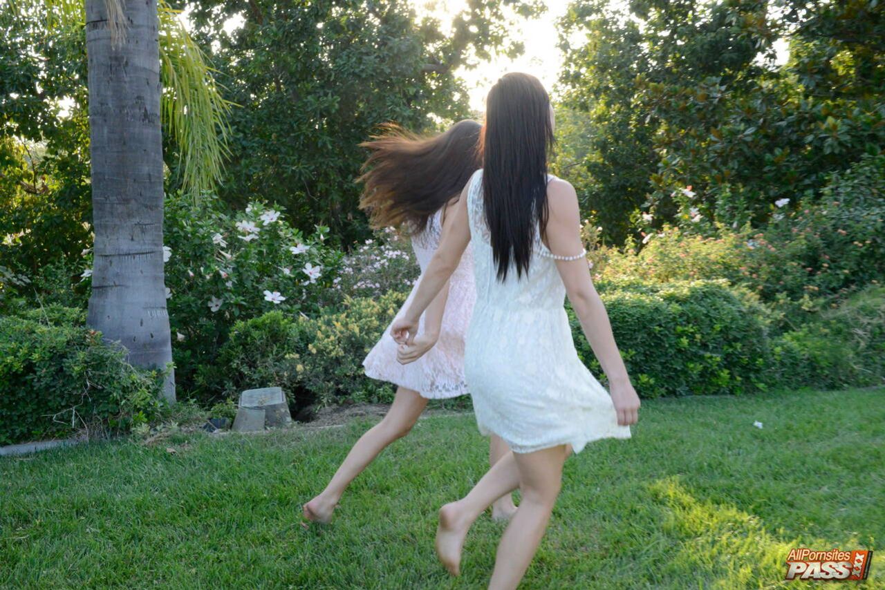 Hot lesbian sex in the garden