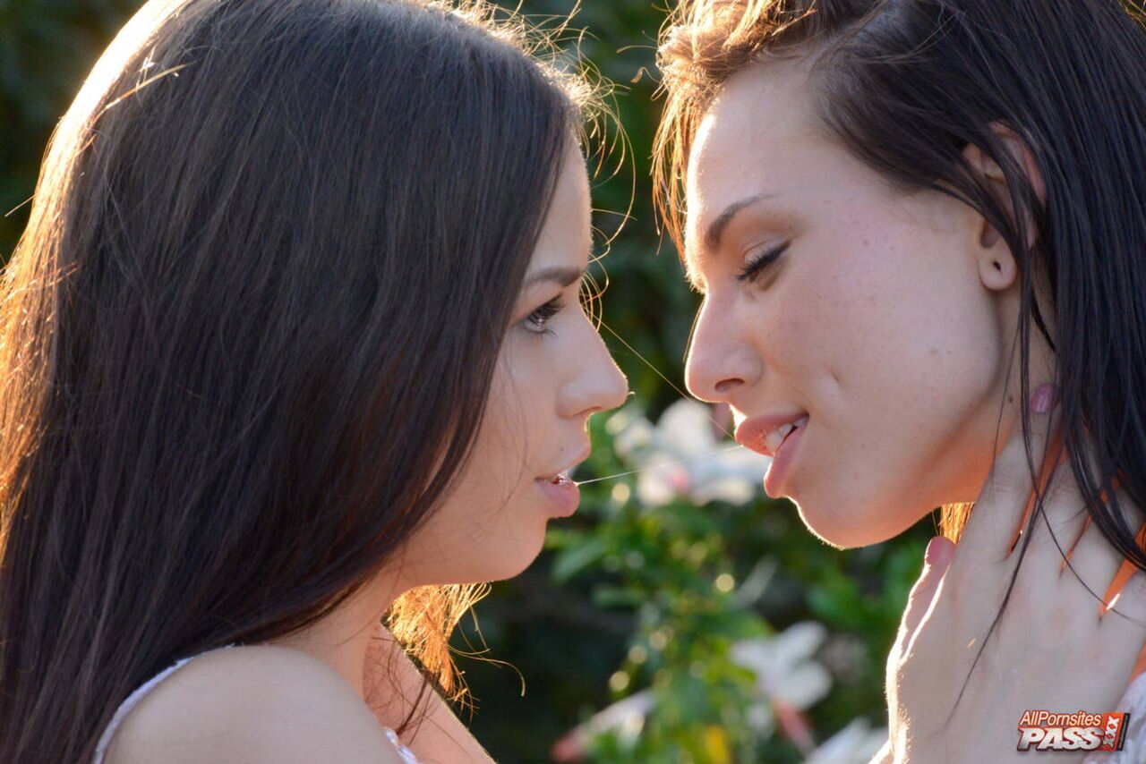 Hot lesbian sex in the garden
