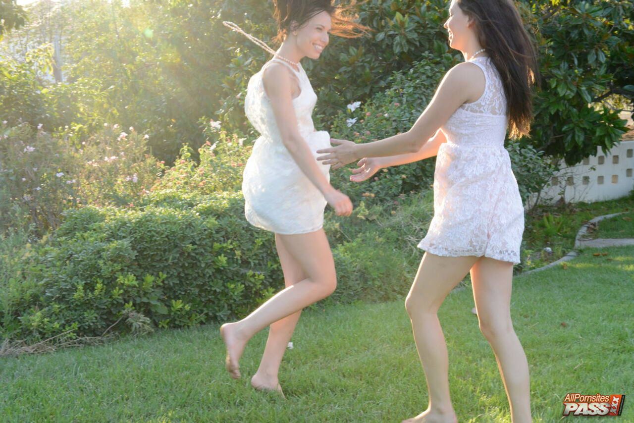 Hot lesbian sex in the garden