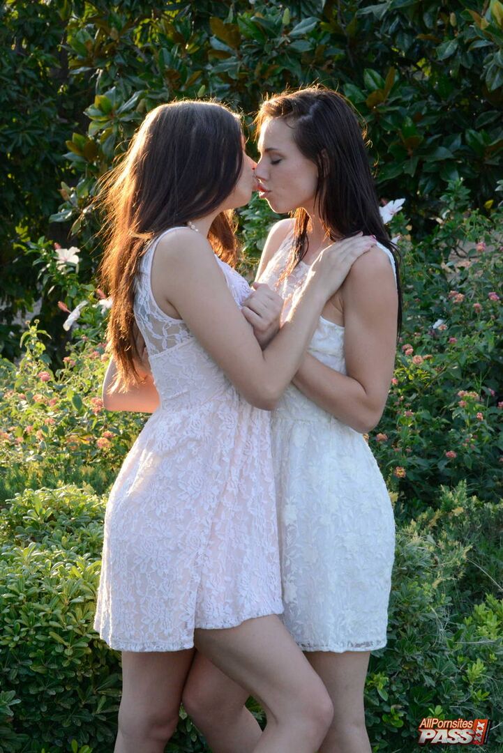 Hot lesbian sex in the garden