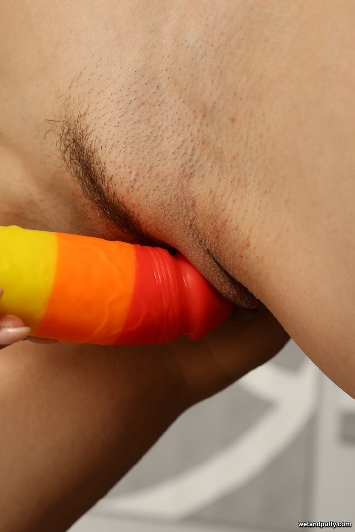 BILLIE STAR — RAINBOW ORGASM