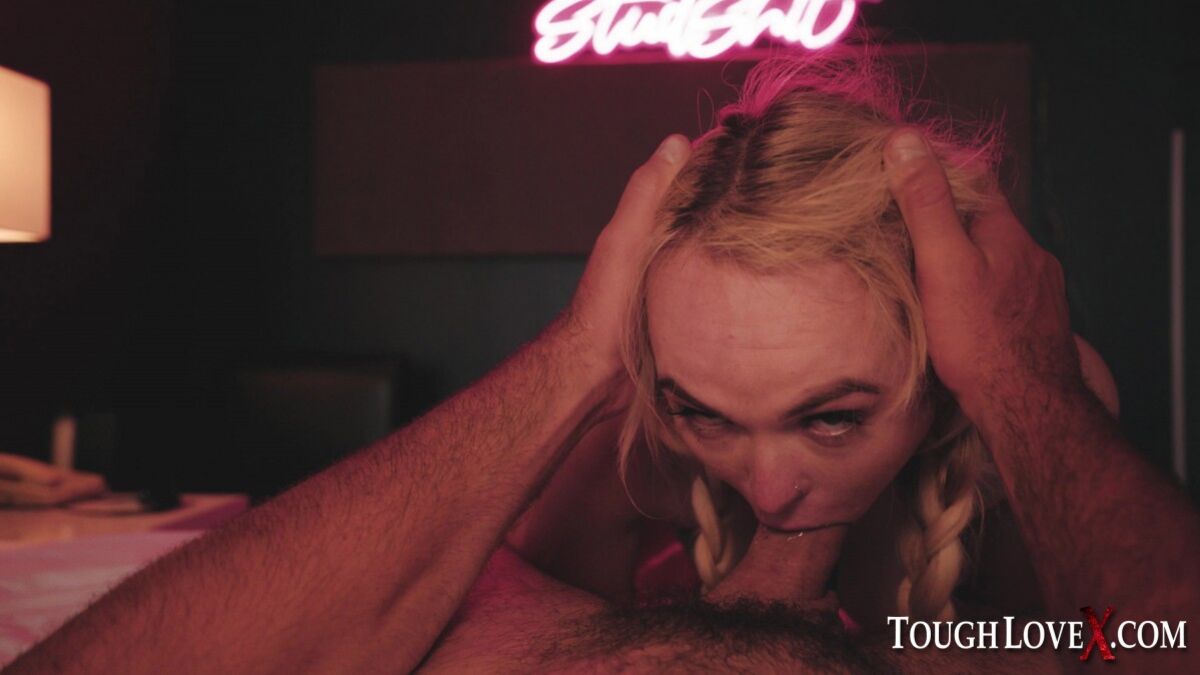 Lilly Bell - 3rd Wheel