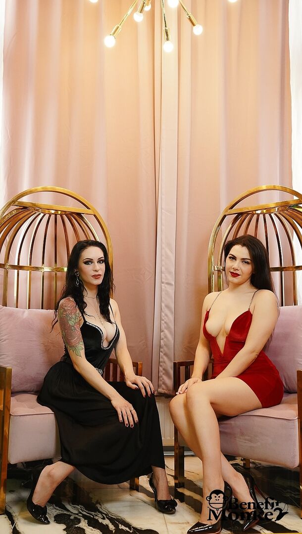 Holy 3some! Nappi DeVille
